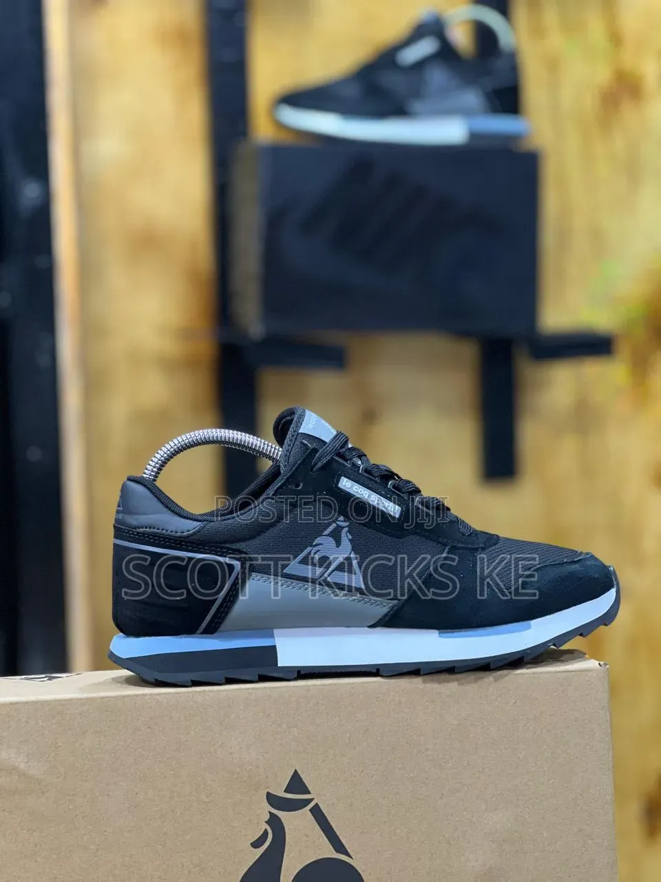 Le Coq Sportif Black White