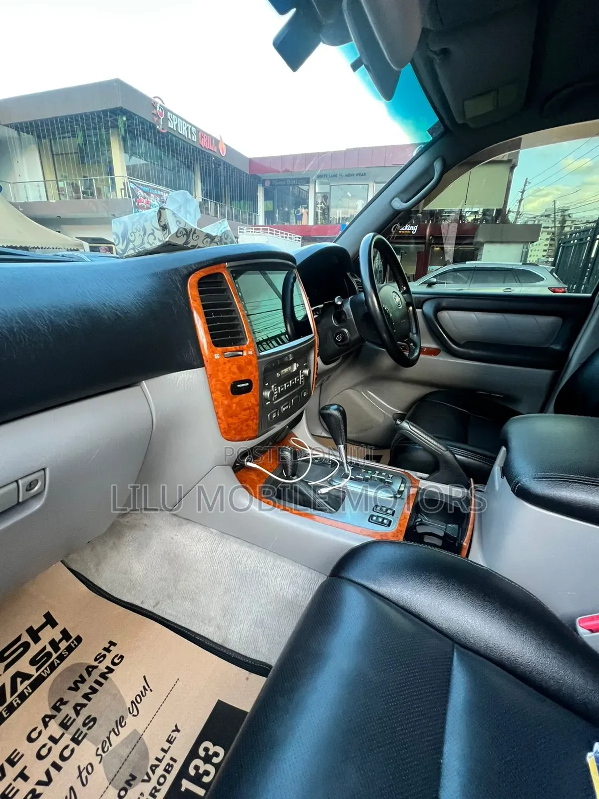 Toyota Land Cruiser 2006 Black