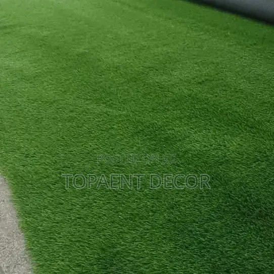 Synthetic Yet Spectacular Artificial 35mm Green Grass Carpet