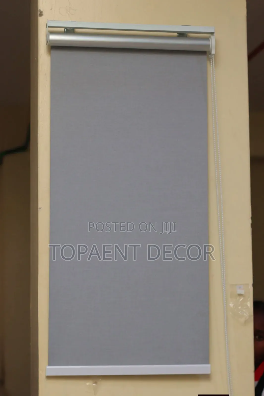 Light Grey Blackout No Light at All Horizontal Office Window Blinds