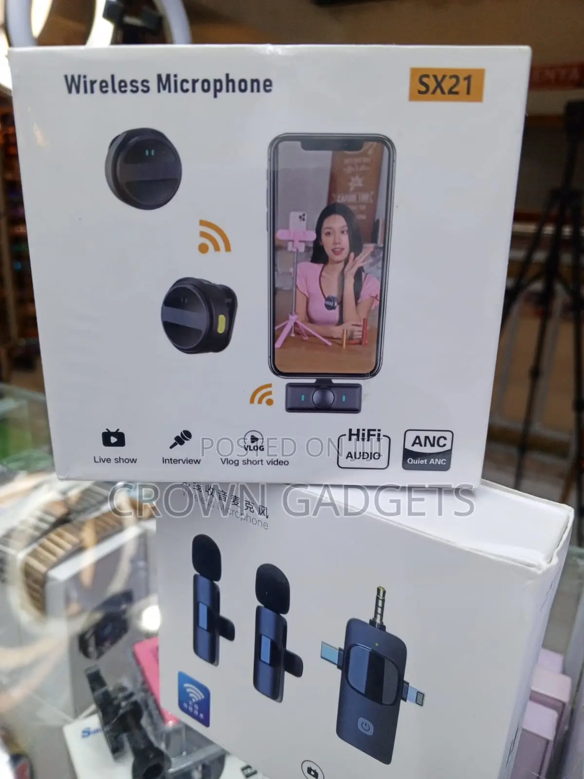 Sx21 Wireless Lavalier Microphone for Smartphones and Vlogging