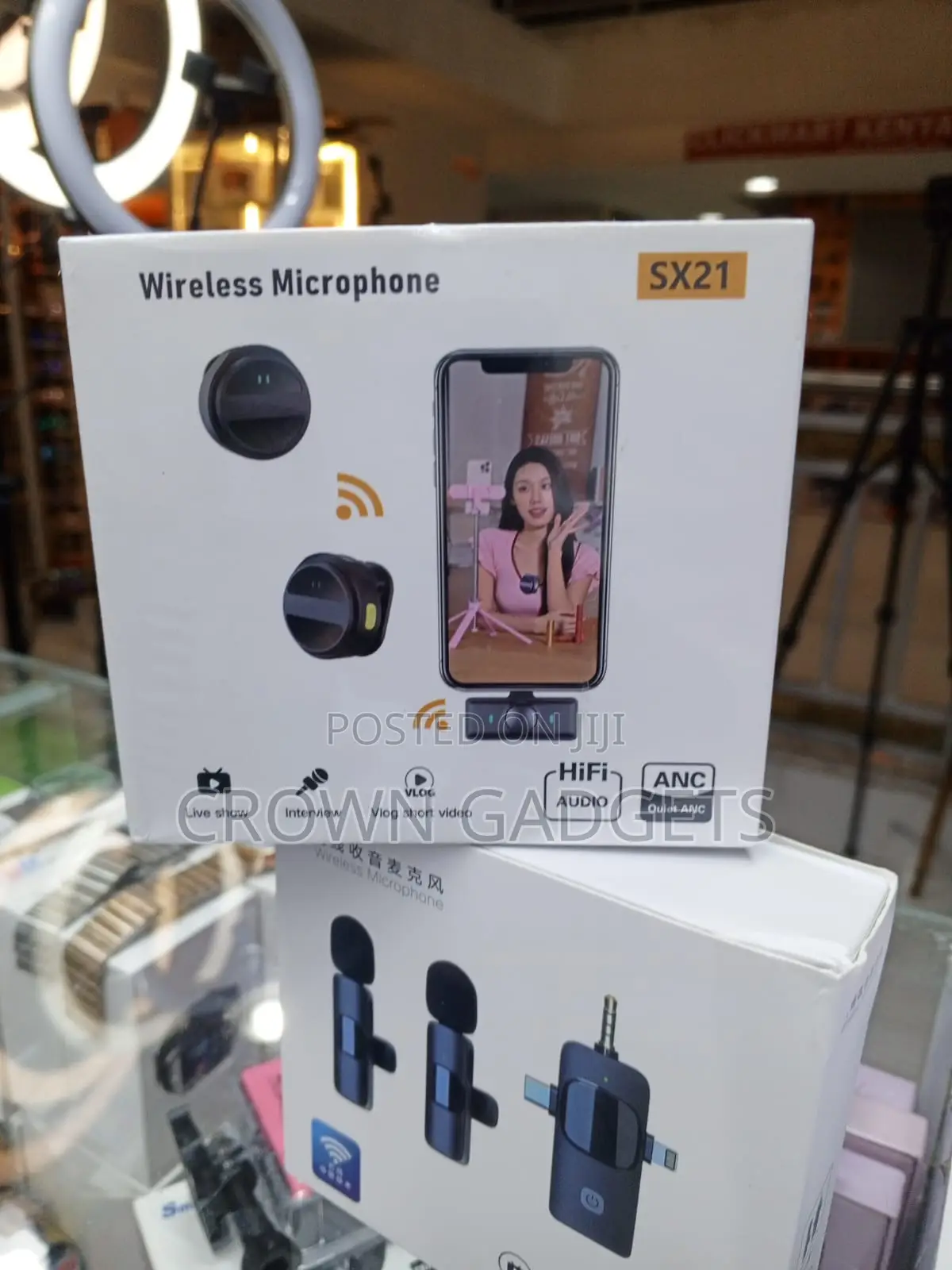 Sx21 Wireless Lavalier Microphone for Smartphones and Vlogging