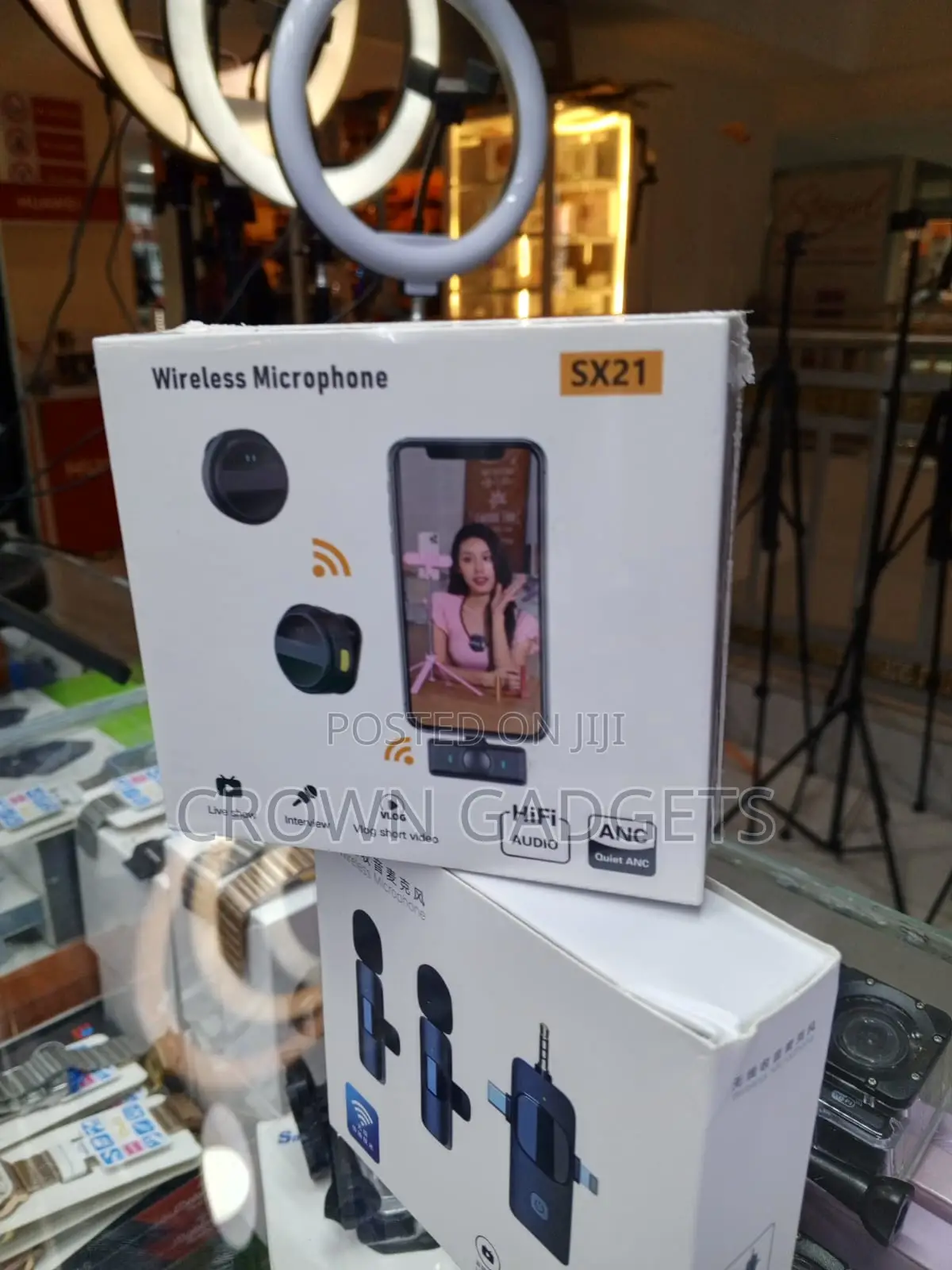 Sx21 Professional Wireless Lavalier Microphone for Content Creators