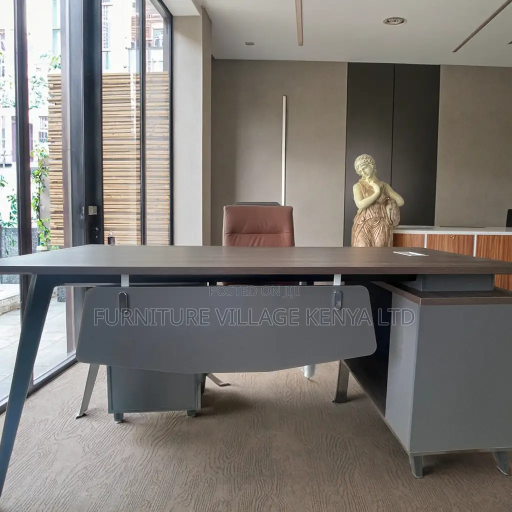 Executive L-Shape Office Desk.
