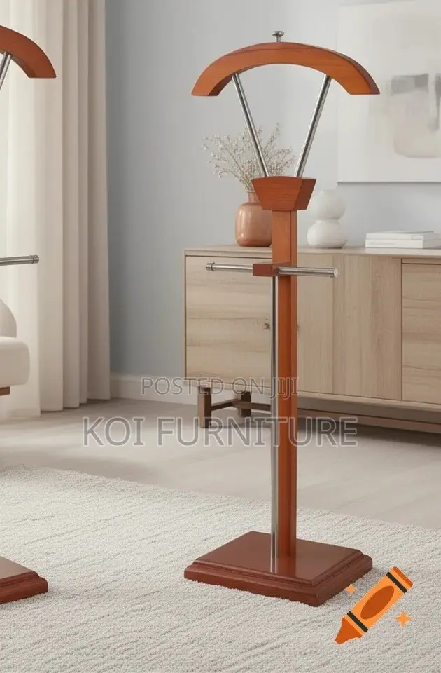 Hnagers; Mahogany Executive Hat Coat Hangers