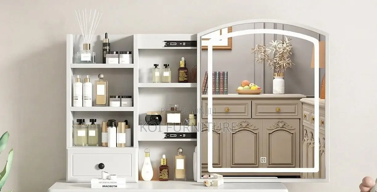 Dressers; Elegant Modern Style Vanity Set Dressing Table