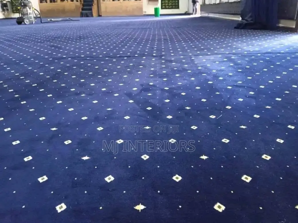 Executive Blue Carpet Flooring for Corporate Workspaces