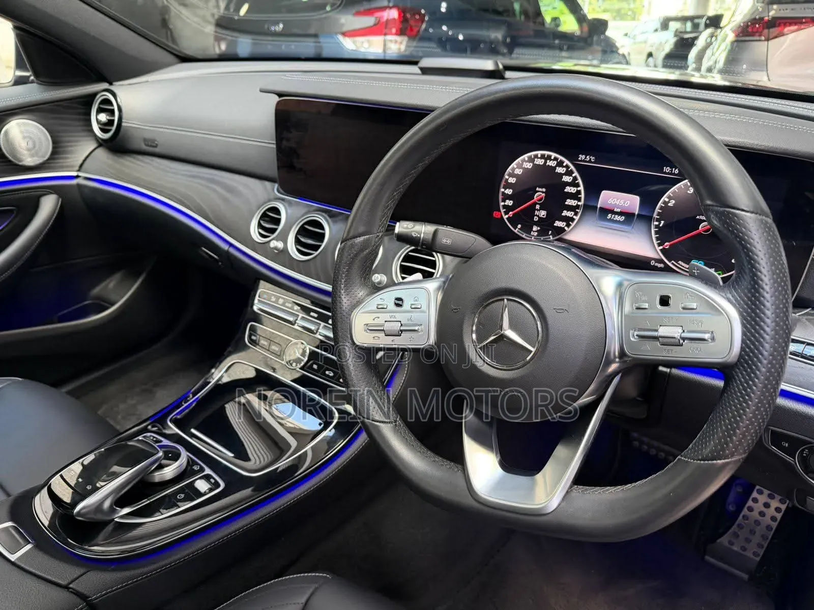 Mercedes-Benz C200 2020 Matt Black