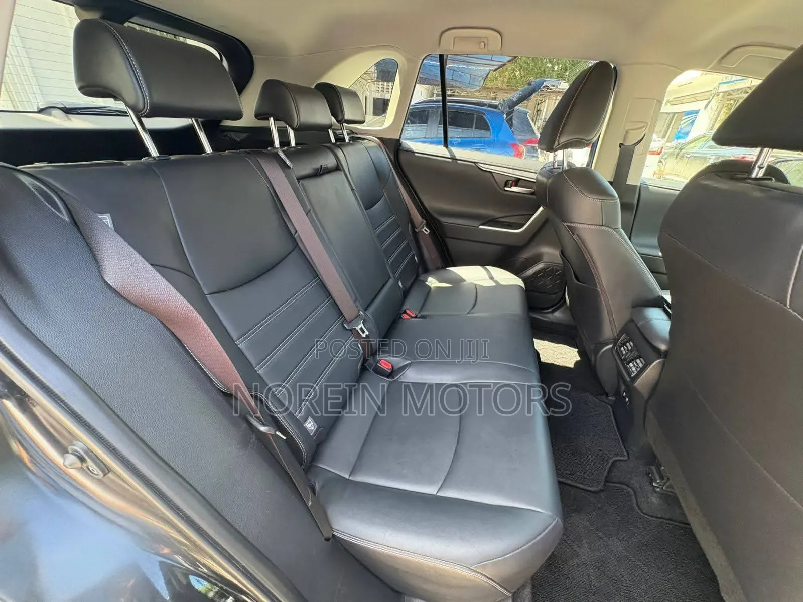 Toyota RAV4 Hybrid 2020 Matt Black