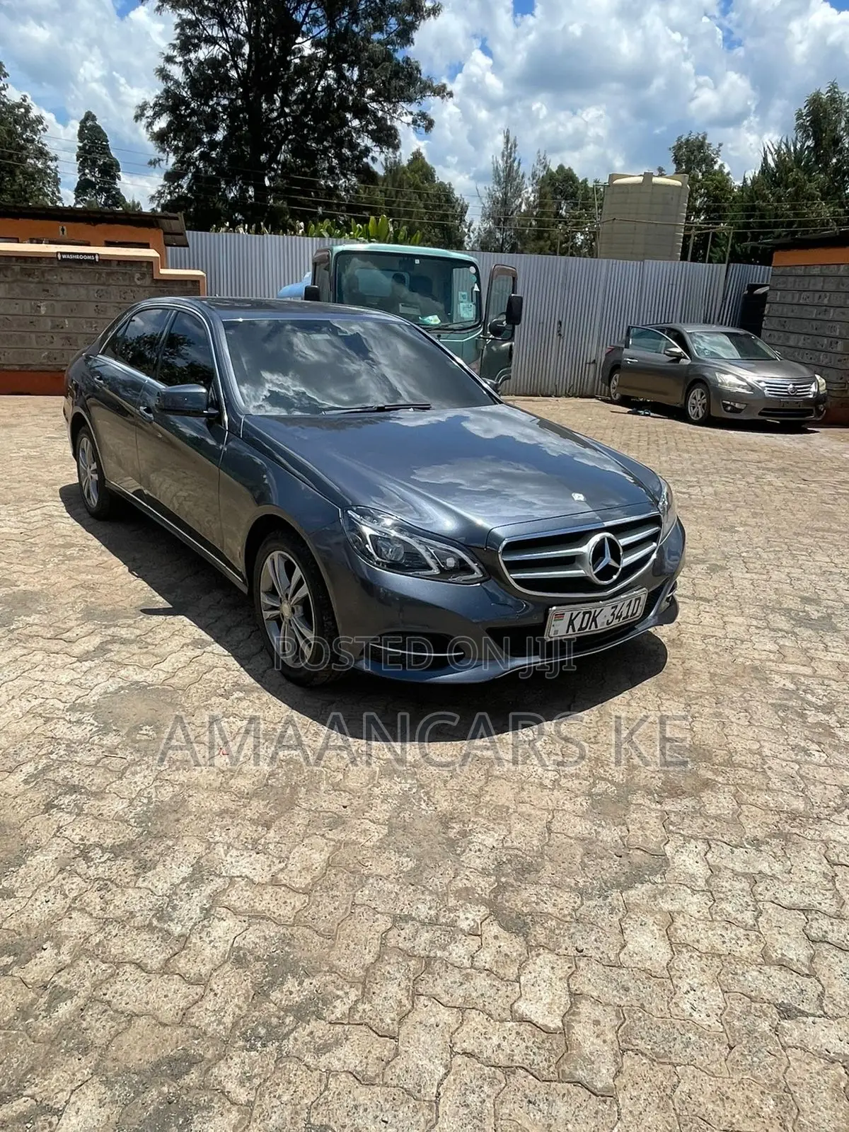 Mercedes-Benz E220 2015 Gray