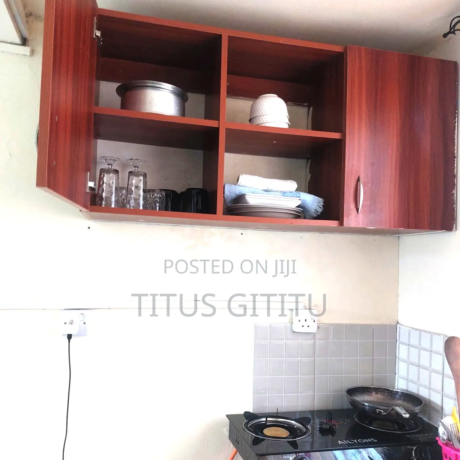 Spacious Studio Airbnb Mombasa Cbd, Ganjoni | Near SGR Sapphire