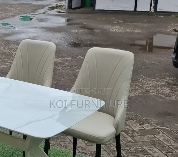Dining Set; Crafted 4-Seater Home Dinning Set