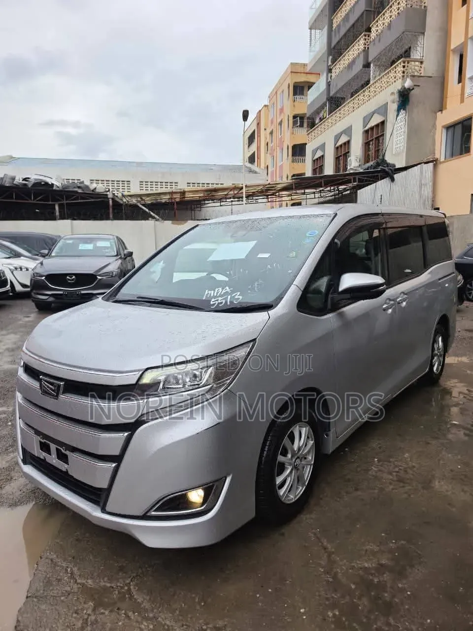Toyota Noah 2020 Silver