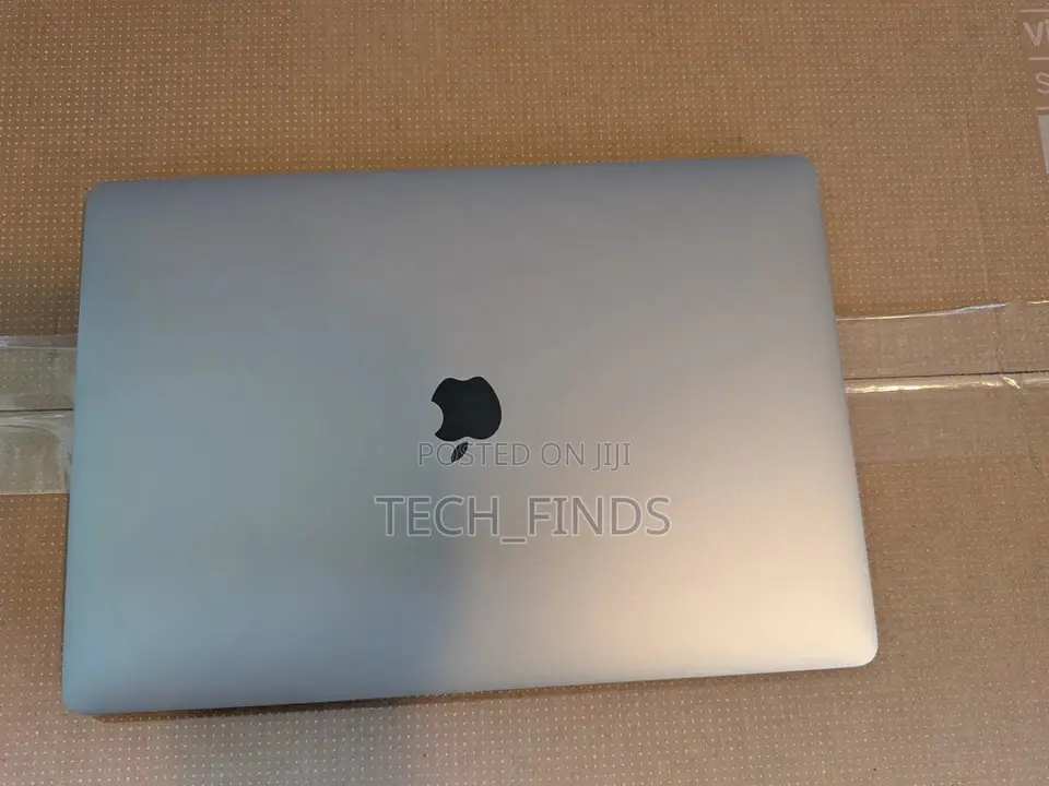 Laptop Apple MacBook Pro 2019 32GB Intel Core i7 SSD 512GB