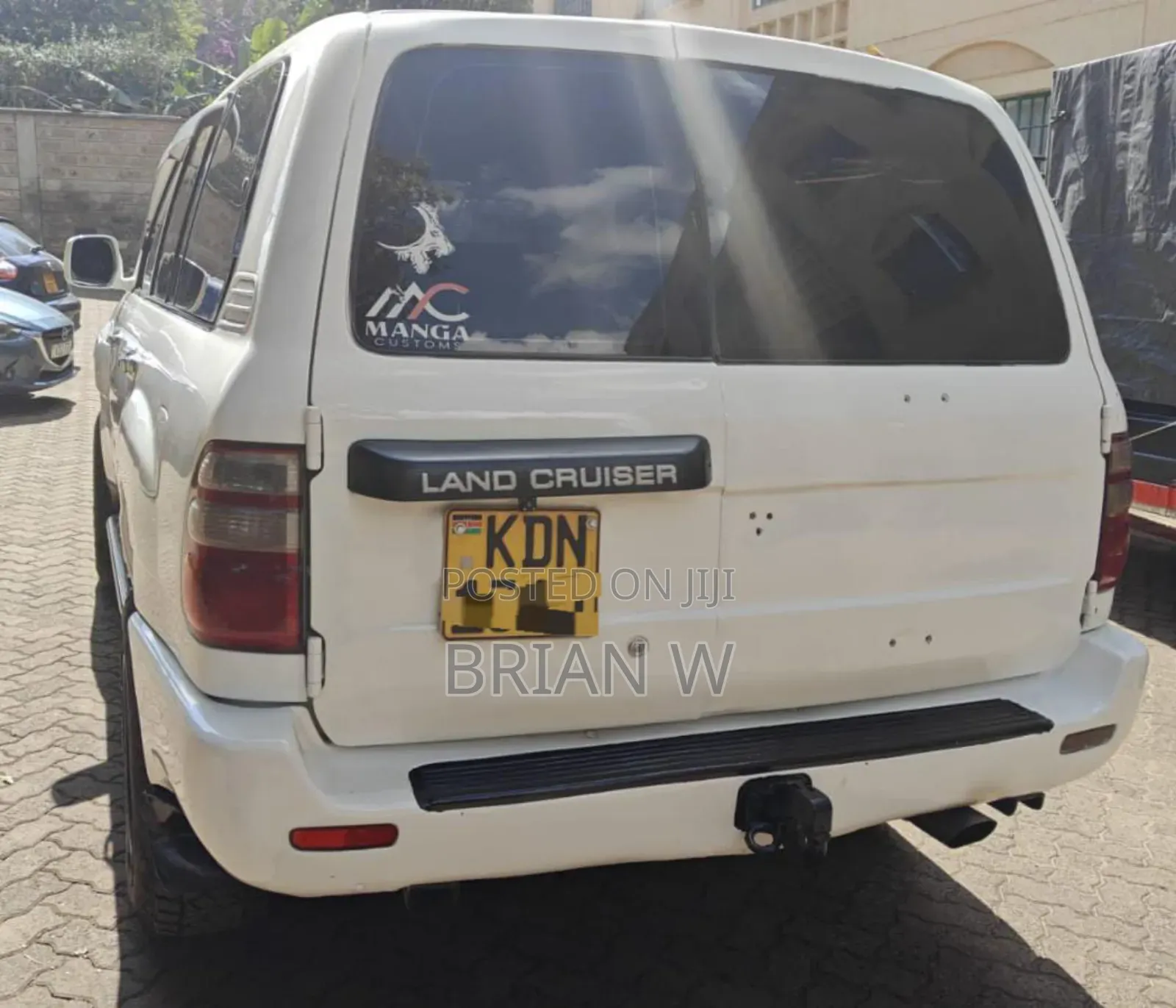 Toyota Land Cruiser 2004 White