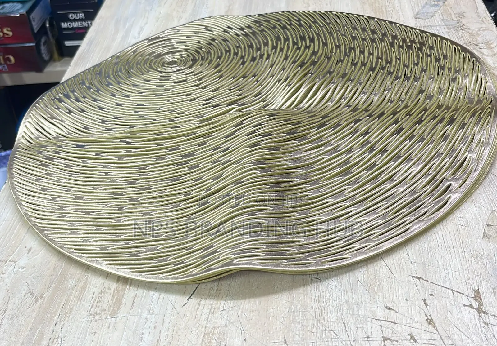 6pcs Elegant Round Table Mats Size: 35cm (N.Y.O
