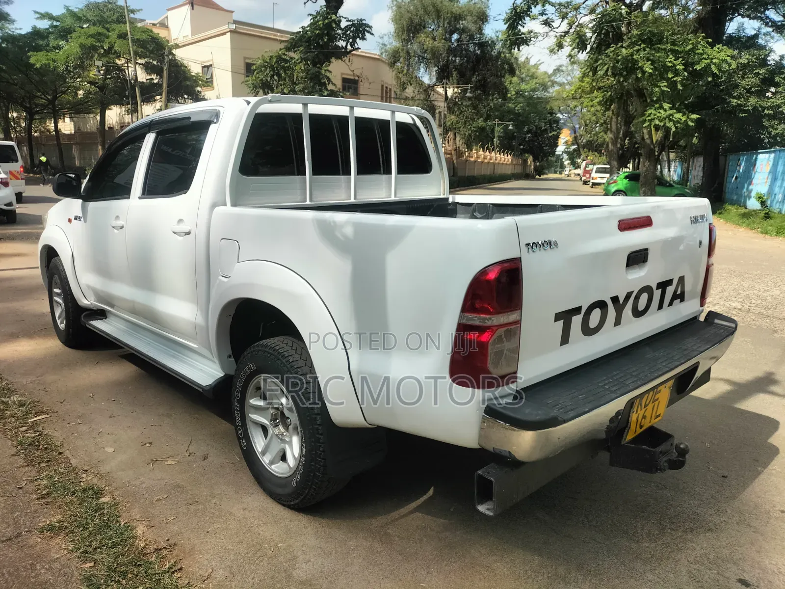 Toyota Hilux 2014 Off white