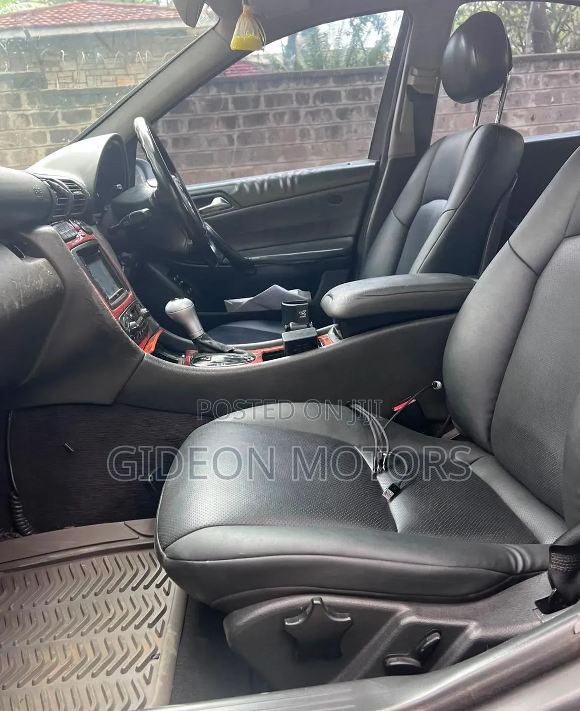 Mercedes-Benz C180 2004 Silver