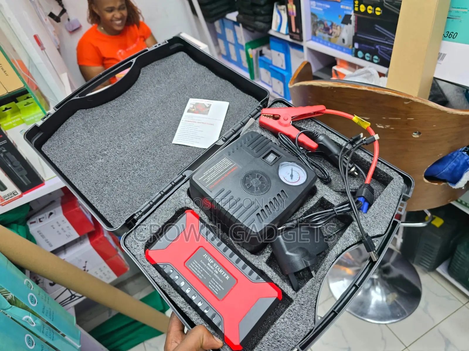 Portable 12v Vehicle Jump Starter Kit With Hard Case