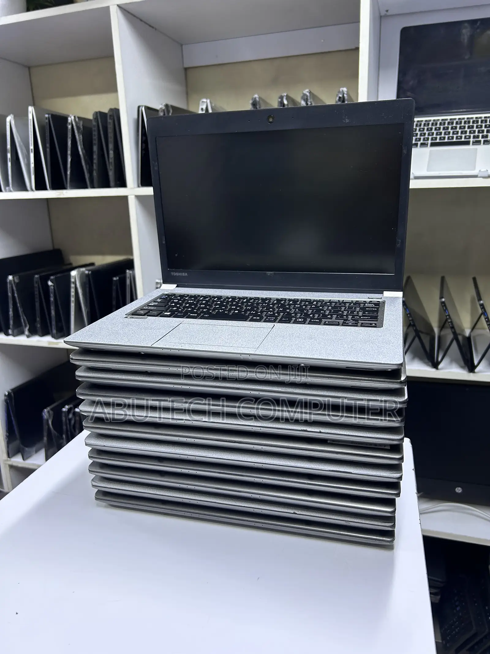 Laptop Toshiba Dynabook R634/M 4GB Intel Core i3 SSD 128GB