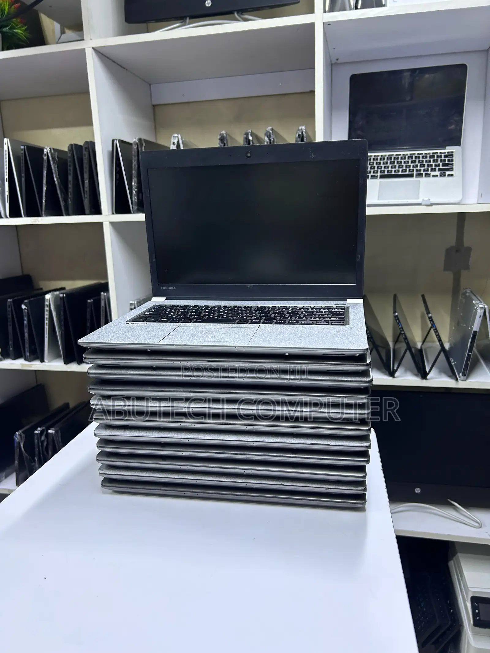 Laptop Toshiba Dynabook R634/M 4GB Intel Core i3 SSD 128GB