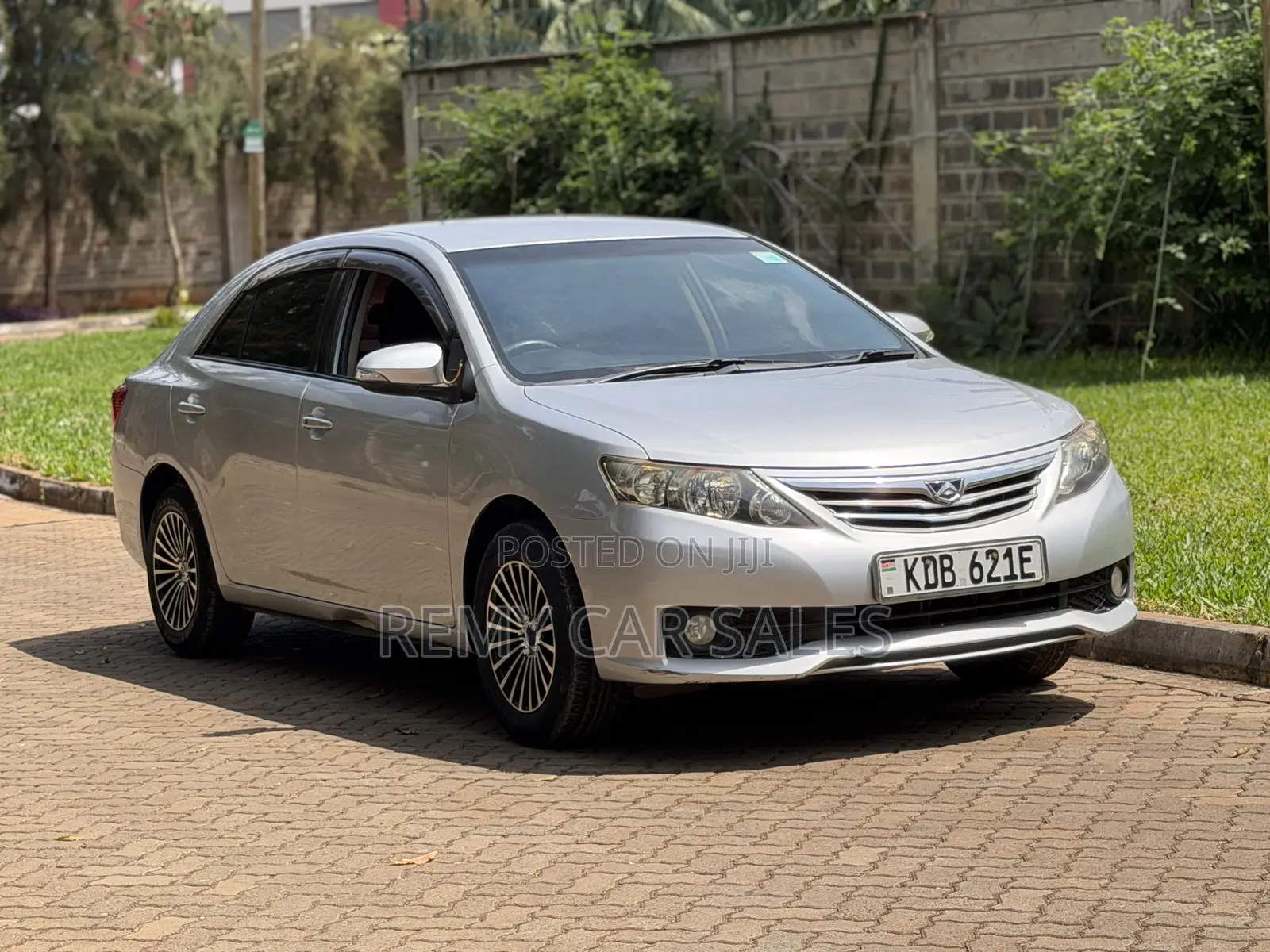 Toyota Allion 2013 Silver