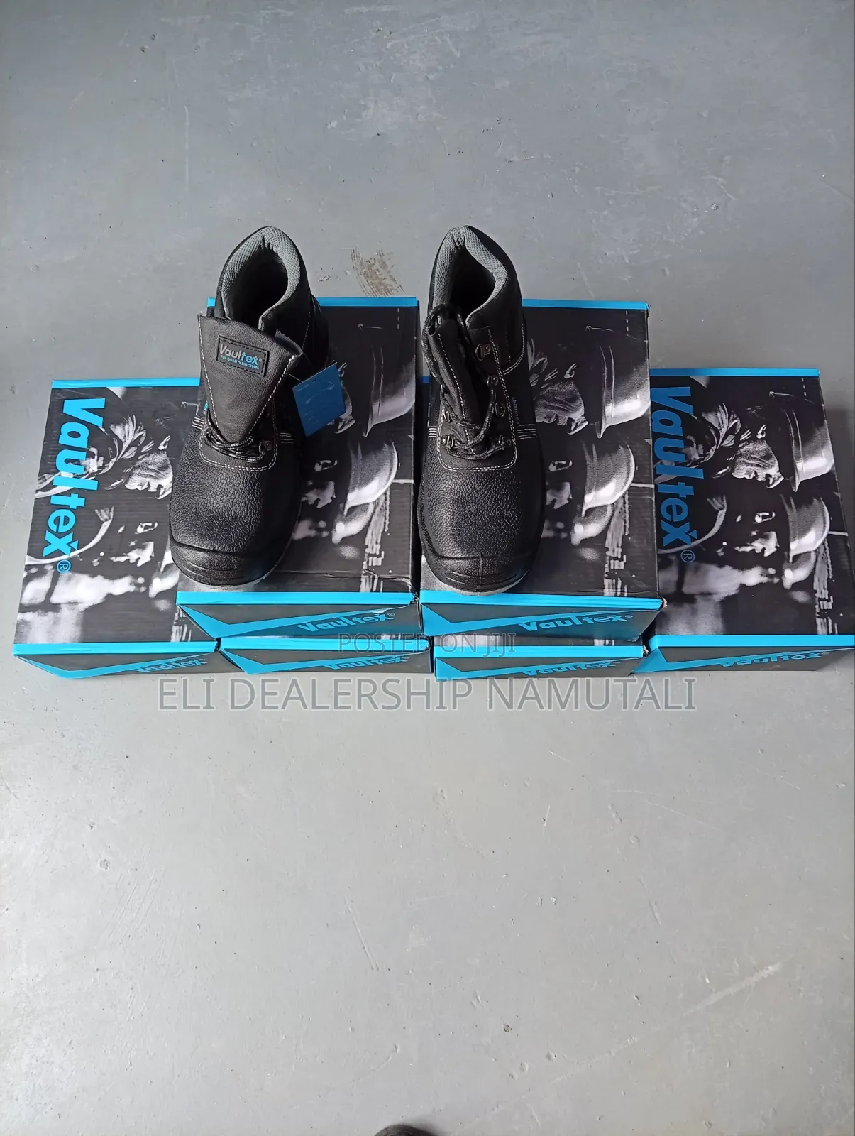 Vaultex High-ankle Safety Shoes/Comfort Meets Safety