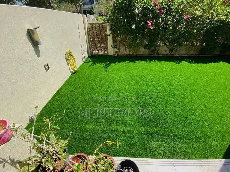 Durable Artificial Lawn Flooring for Outdoor Beautification