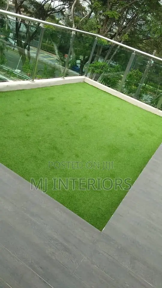 Synthetic Grass Flooring for Luxury Outdoor Space Design