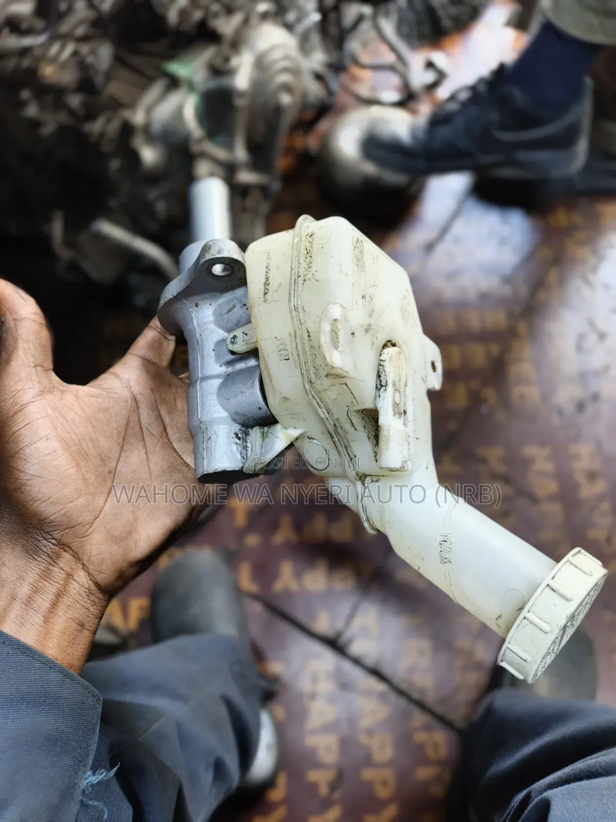 Master Cylinder for Outlander