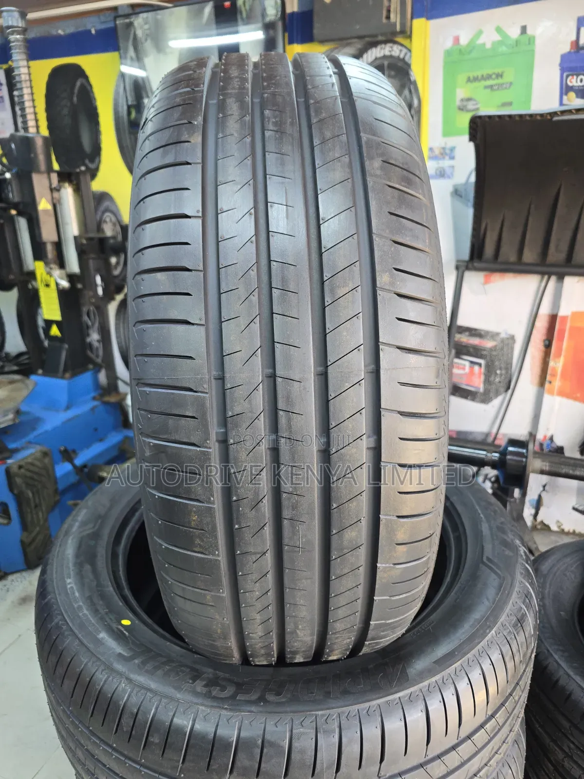 275/50r22 Bridgestone Tire