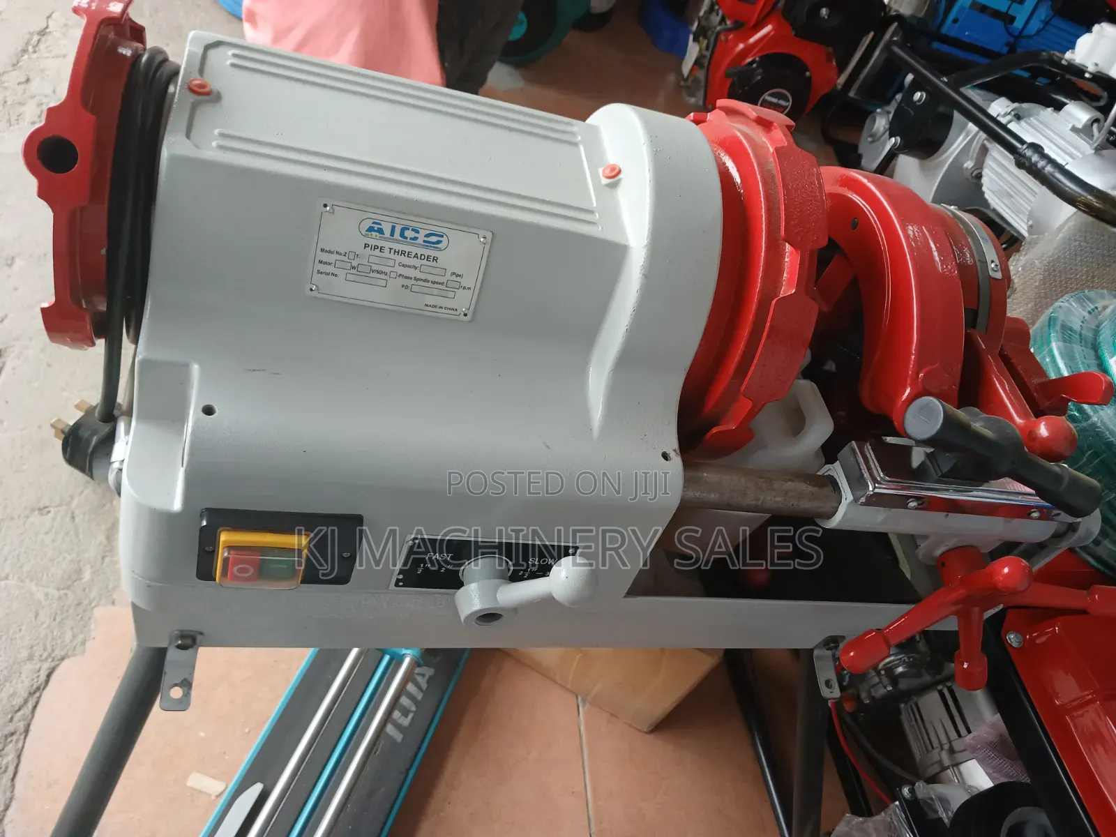 Pipe Threading Machine