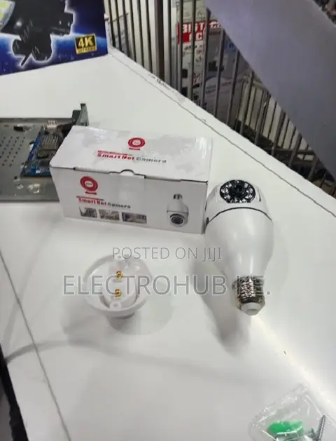 Smartnet V380 Bulb PTZ Camera Wifi Rotating Security CCTV