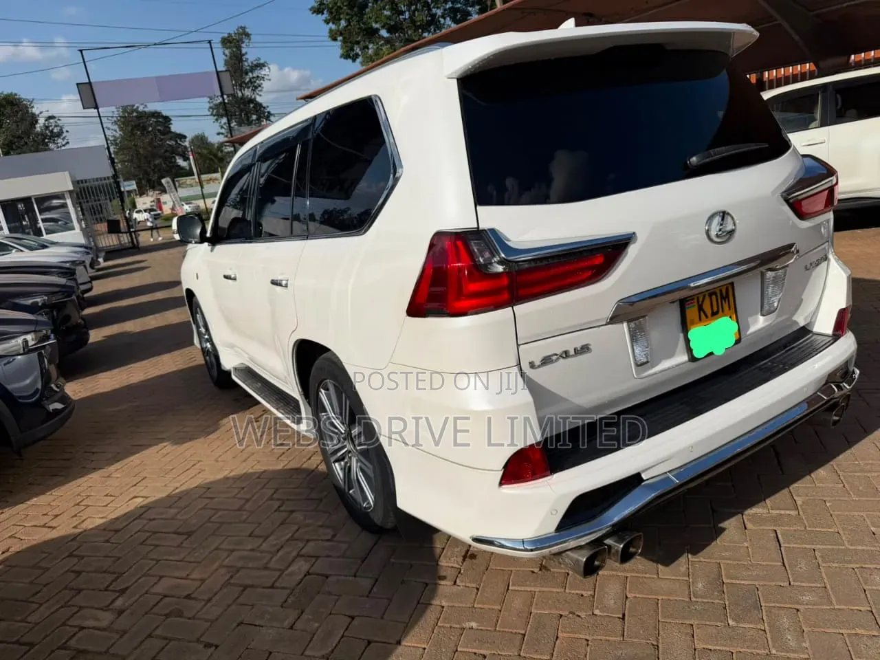 Lexus LX 2016 White