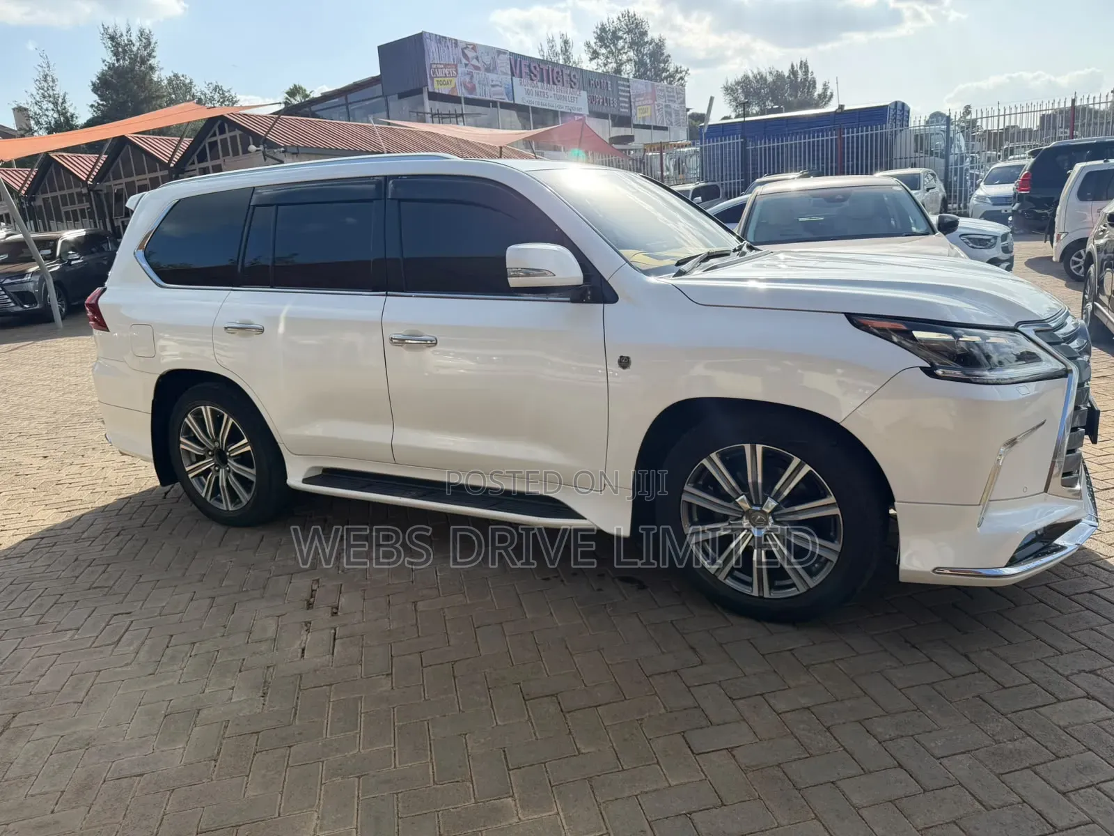 Lexus LX 2016 White
