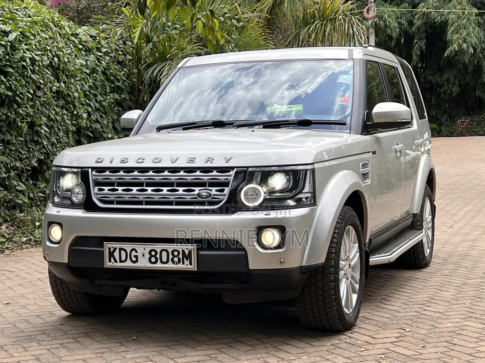 Land Rover Discovery 2014 Gold