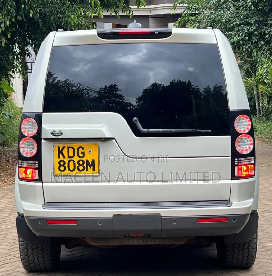 Land Rover Discovery 2014 Silver