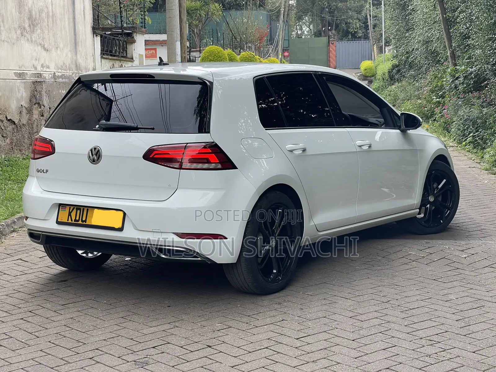 Volkswagen Golf 2018 White