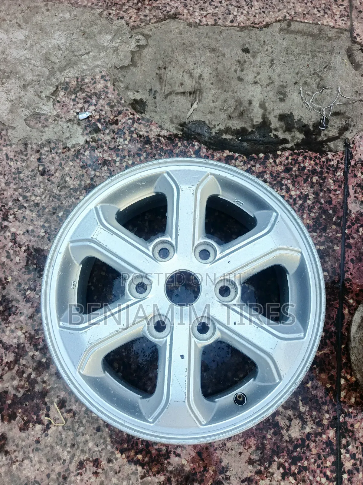 Original Rim Size 16 Inch for Mitsubishi L200.