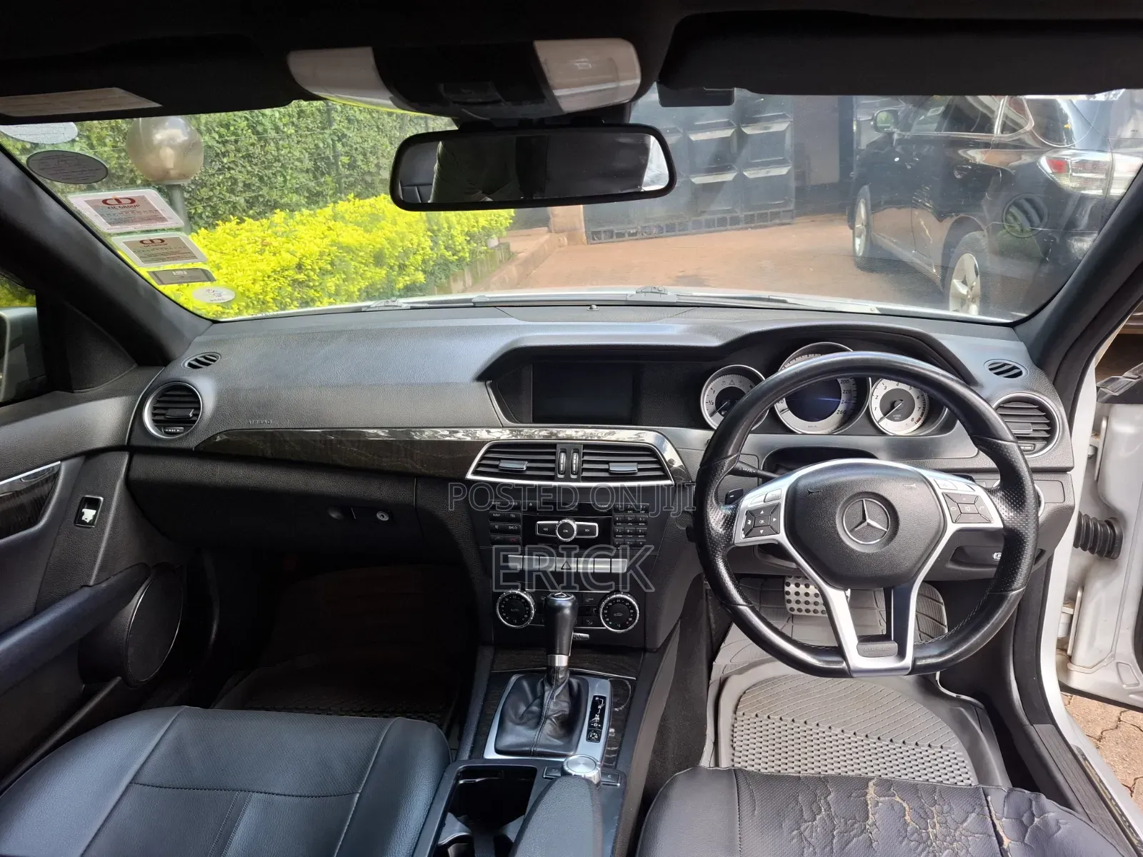 Mercedes-Benz C200 2012 Silver