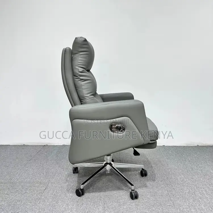 Gray Executive Leather Boss Chair.