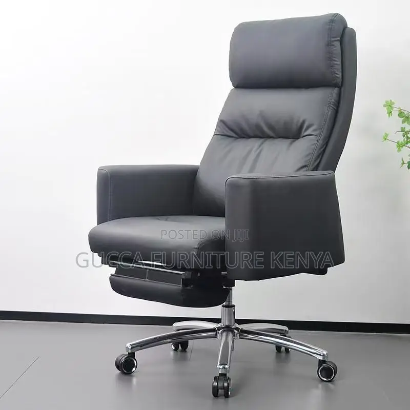 Gray Executive Leather Boss Chair.