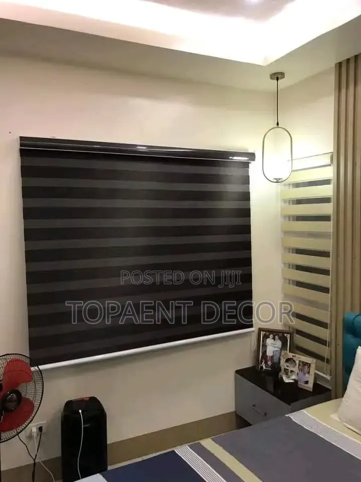 Black and Cream Office Space Horizontal Office Window Blinds