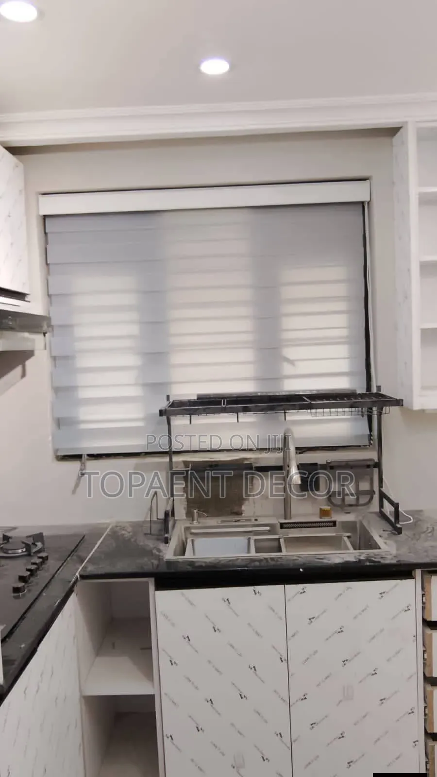Staff Kitchen Window With Horizontal Office Window Blinds