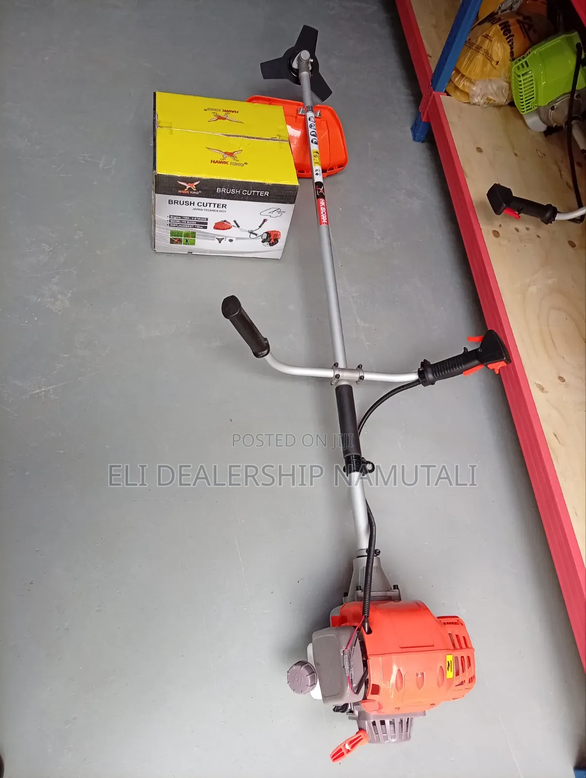 Heavy-Duty Weed and Grass Cutter With 4-Stroke Engine Technology