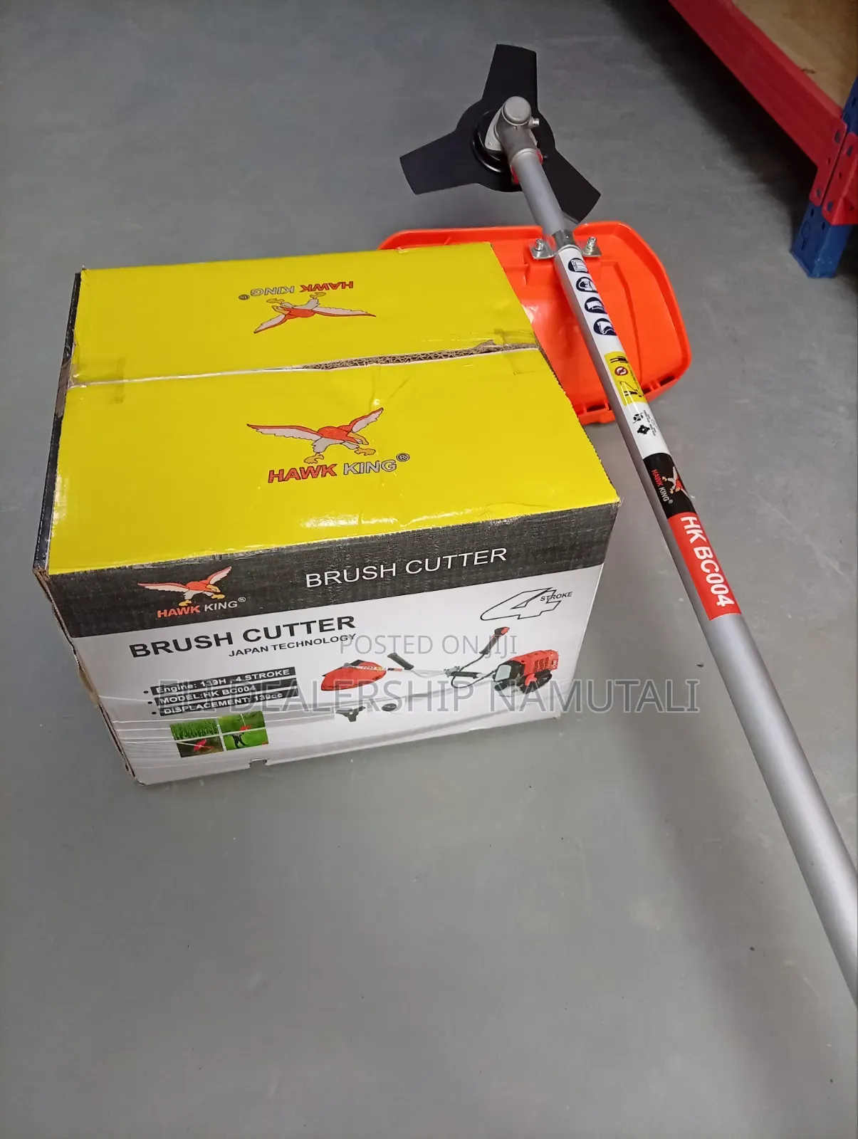 Heavy-Duty Weed and Grass Cutter With 4-Stroke Engine Technology
