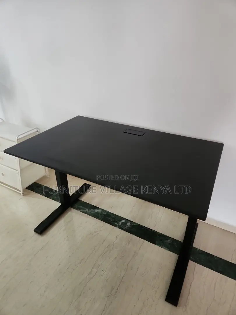 1200mm Electric Lifting Desk.