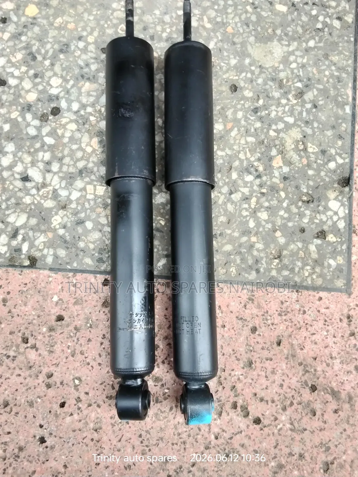 Original Kyb Ex Japan Toyota Hiace 7 L Front Shock Absorbers