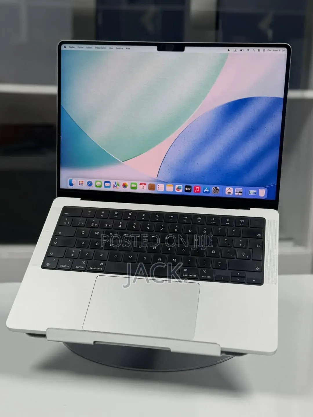 Laptop Apple MacBook Pro 2023 M2 Pro 16GB Apple M2 SSD 512GB