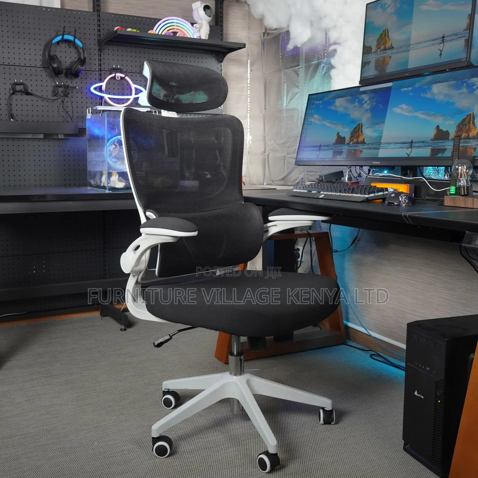 Executive Swivel Visitor Mesh Chair.